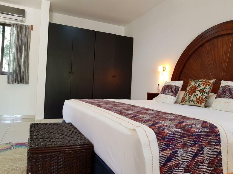 Hotel Maya Eco Village
