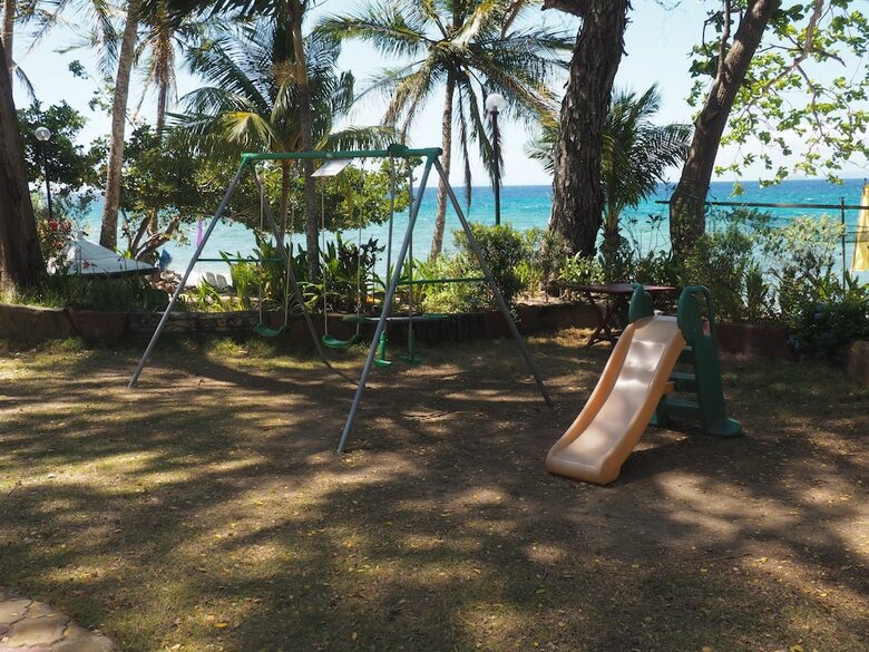 Hotel Submarine Garden Beach Resort