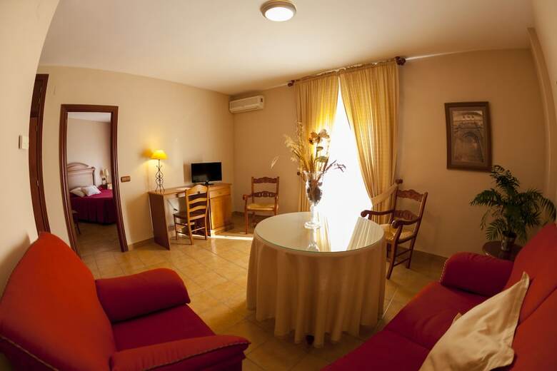 Hotel Paraje La Lambra