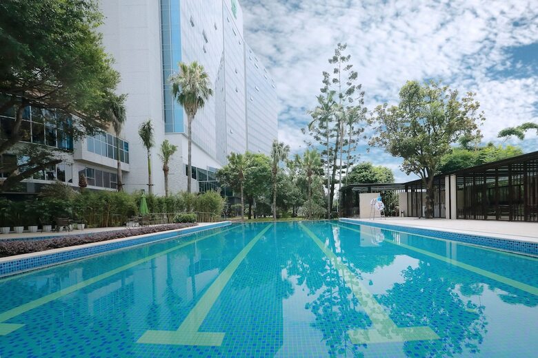 Fuzhou Lakeside Hotel
