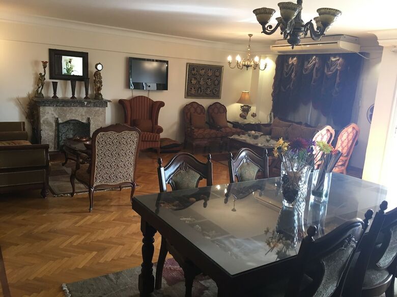 Luxurious Apartment