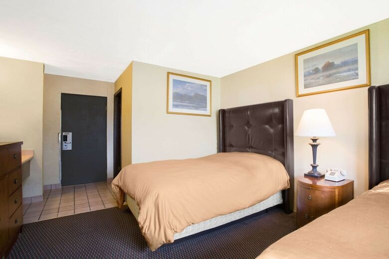 Hotel Knights Inn Endwell