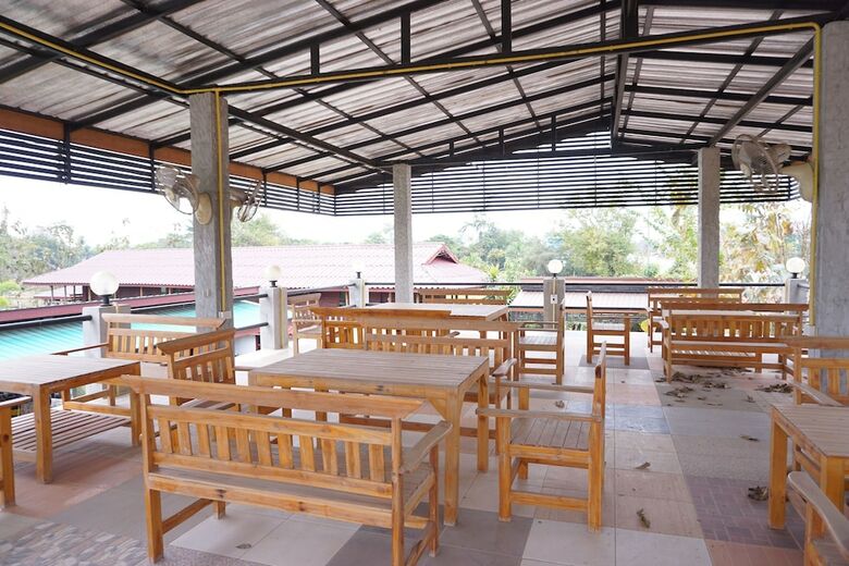 Hotel Khontong Resort