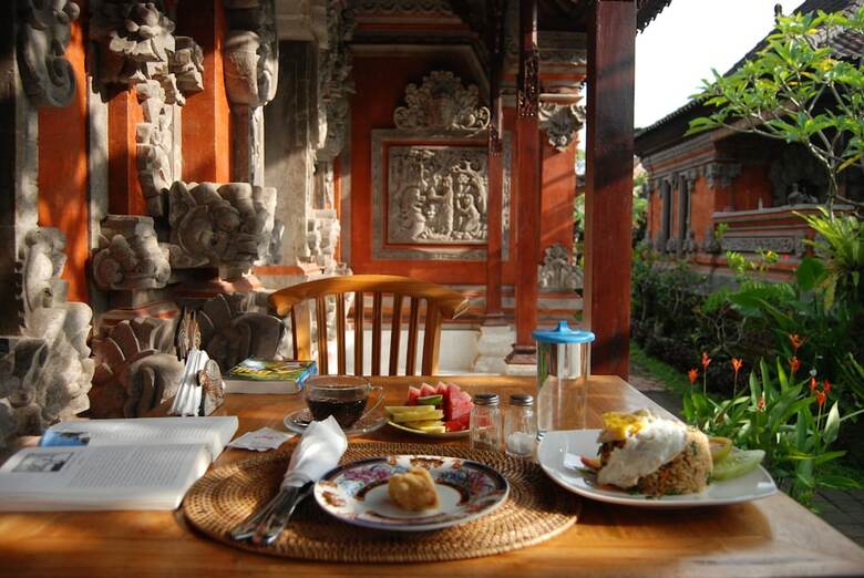 Bed & Breakfast Local Family House