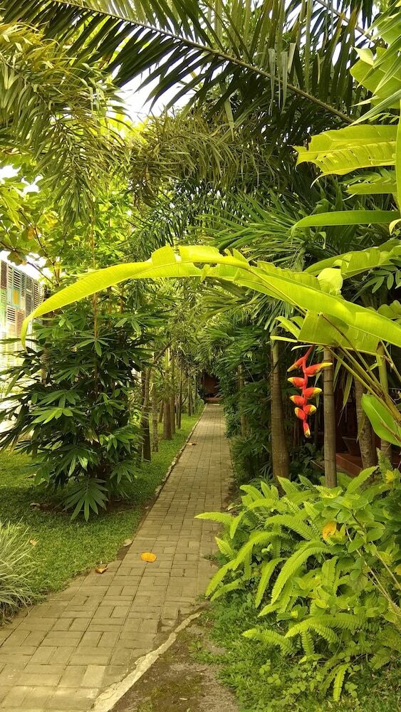 Bedhot Homestay