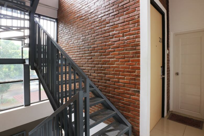 Hotel Urbana Homes