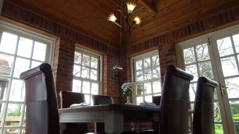 Posada The Furze Bush Inn