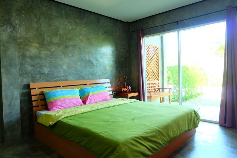 Hotel Meena Garden Resort