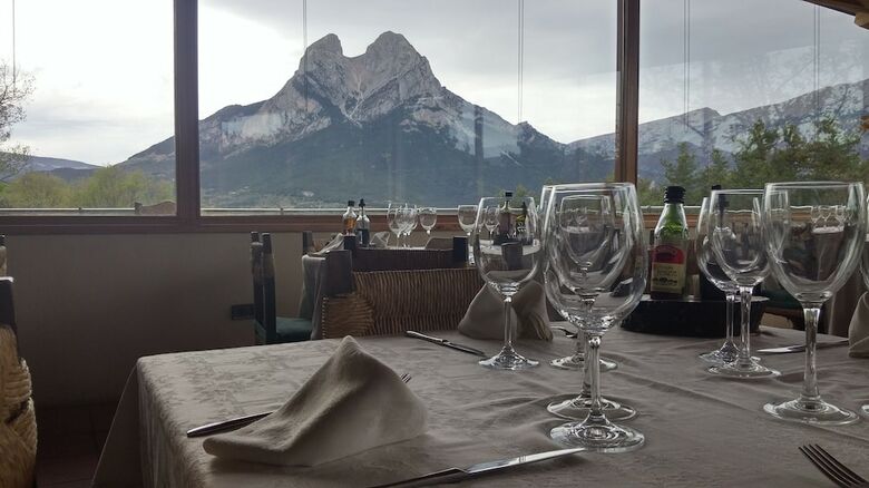 Hostal Pedraforca