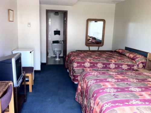 Circle 6 Motel