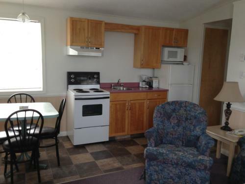 Settler's Inn & Motel
