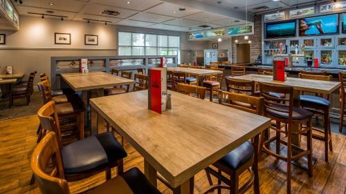 Hotel Best Western Plus Guildwood Inn