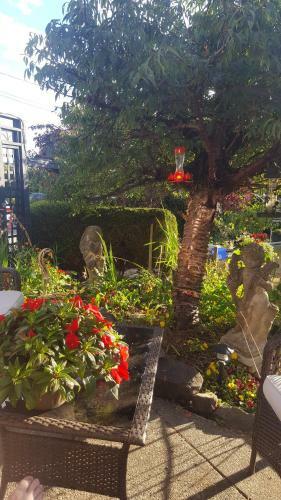 Bed & Breakfast By The Sea Bnb, Sidney Victoria Bc
