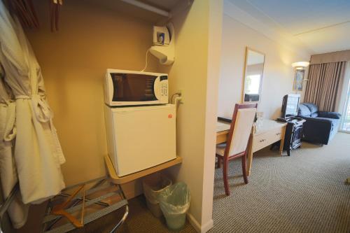 Hotel Sidney Waterfront Inn