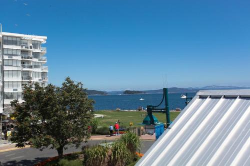 Hotel Sidney Waterfront Inn