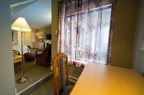 Hotel Sidney Waterfront Inn