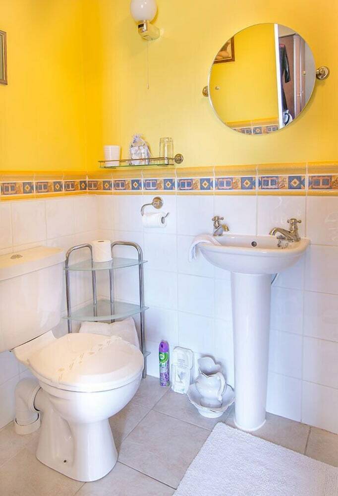 Hotel Creston Villa Guest House