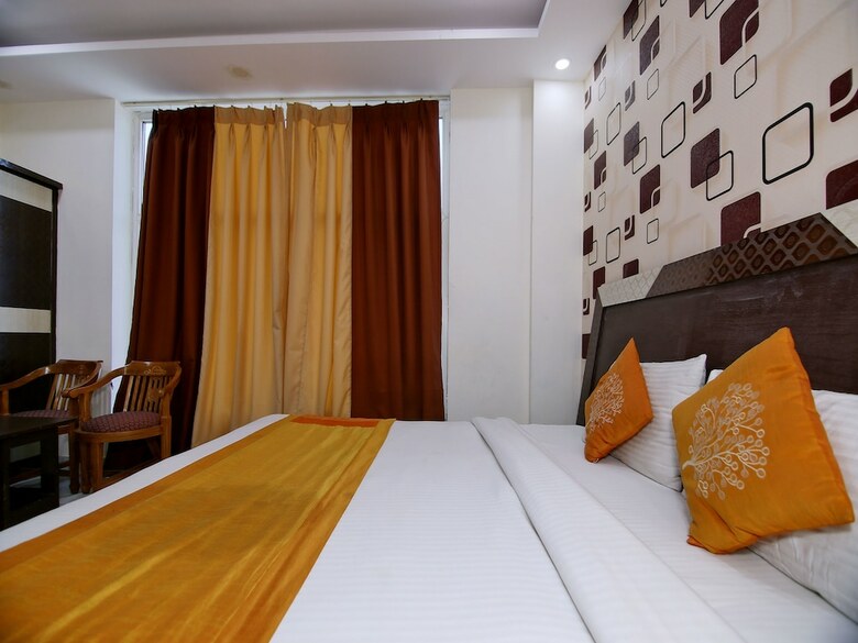 Oyo 8764 Hotel Green View Palace