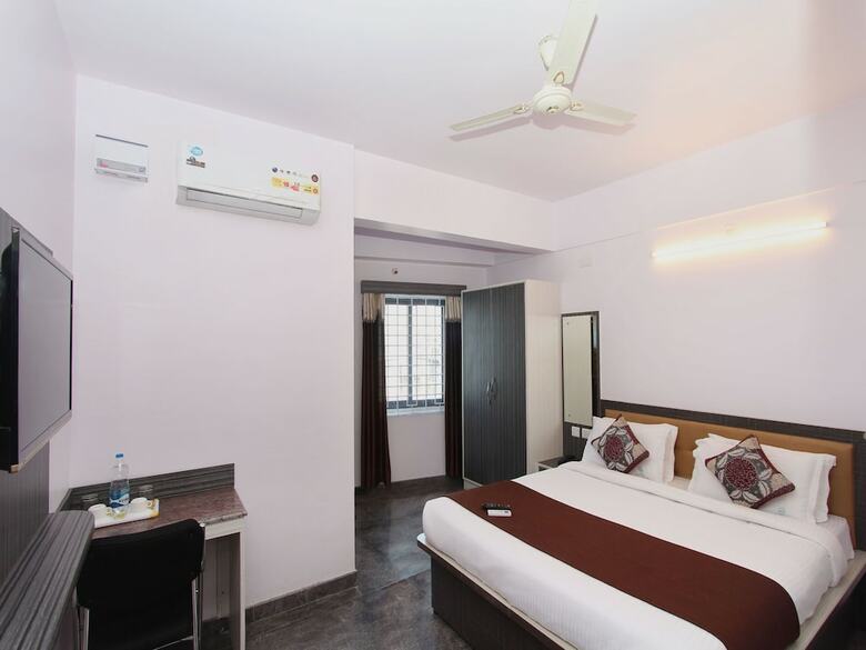 Hotel Oyo 8385 Udupi Inn