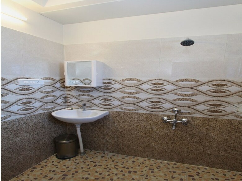 Hotel Oyo 8385 Udupi Inn