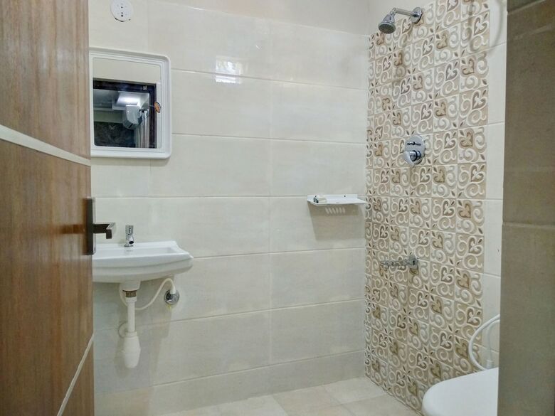 Hotel Oyo 10521 Gck Suites
