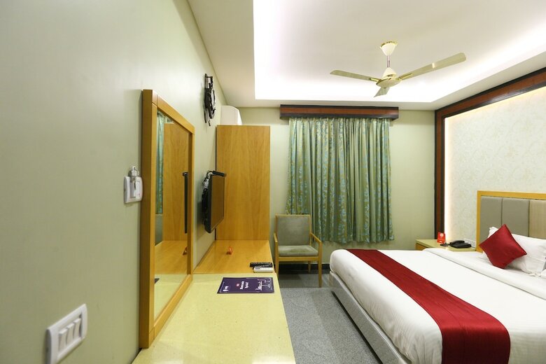 Oyo 5446 Hotel Maharajay