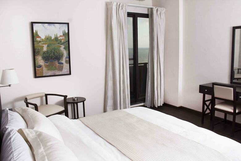 Aparthotel Al Jamila Suites