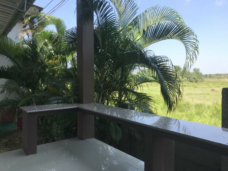 Hotel Safe House Phatthalung Resort
