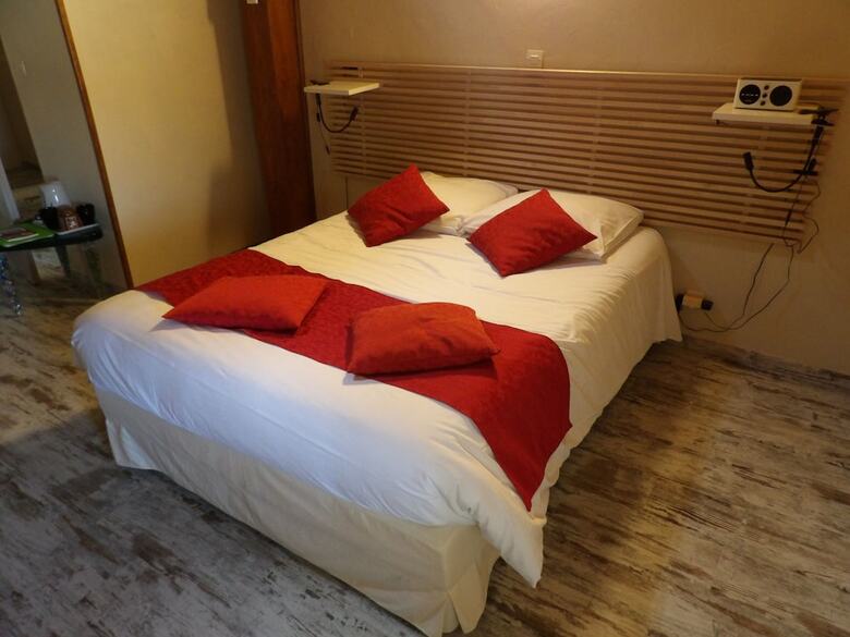 Hotel Ch�teau Pierre de Montignac