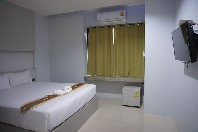 C2u Hotel Uthai Thani - Adults Only
