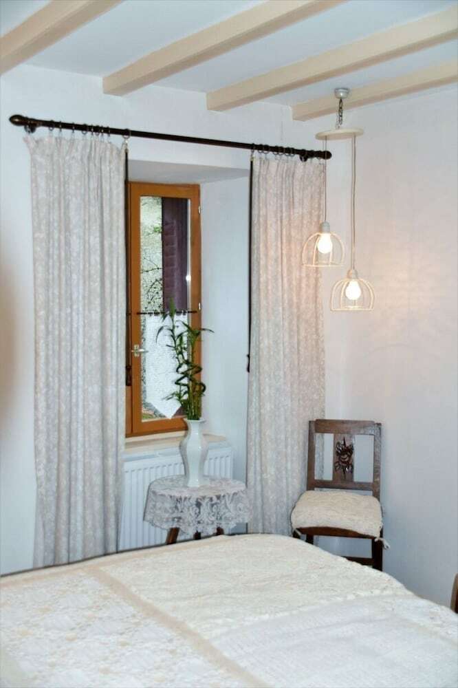 Bed & Breakfast Chambres D'hotes L'embellie