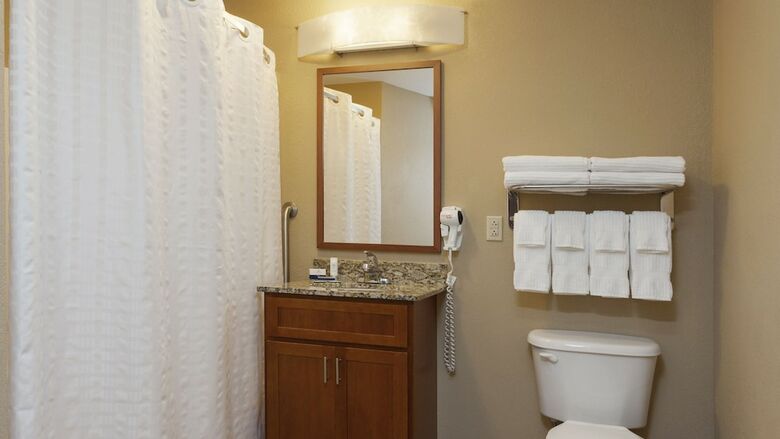 Hotel Candlewood Suites Reading