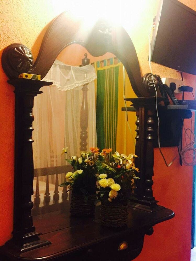 Hotel Hareesha Holiday Resort