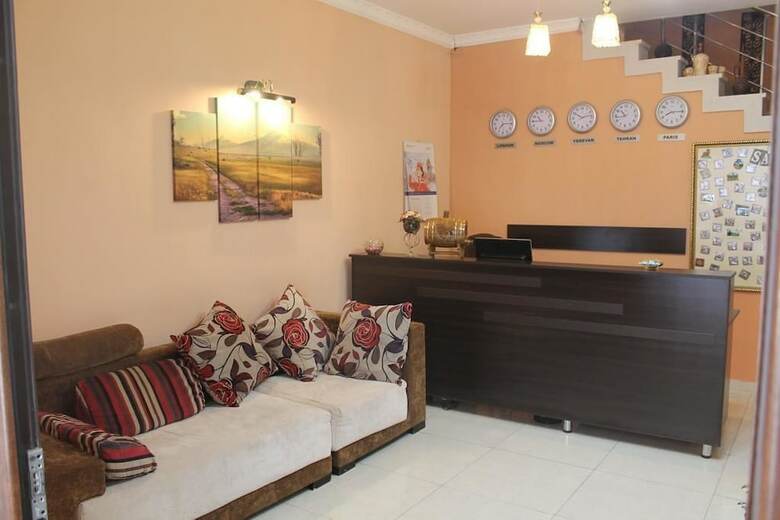 Hostal Old Yerevan Hostel & Tours