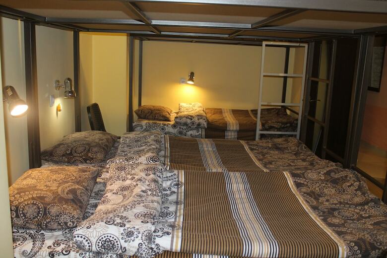 Hostal Old Yerevan Hostel & Tours