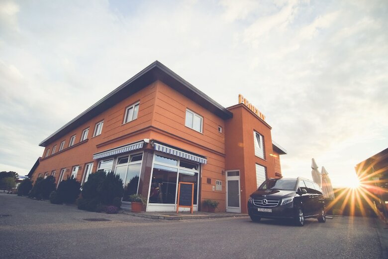 Hotel Phoenix
