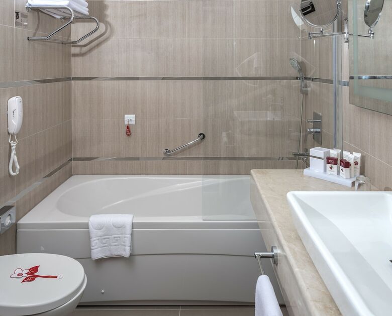 Hotel Ramada Plaza By Wyndham Rize
