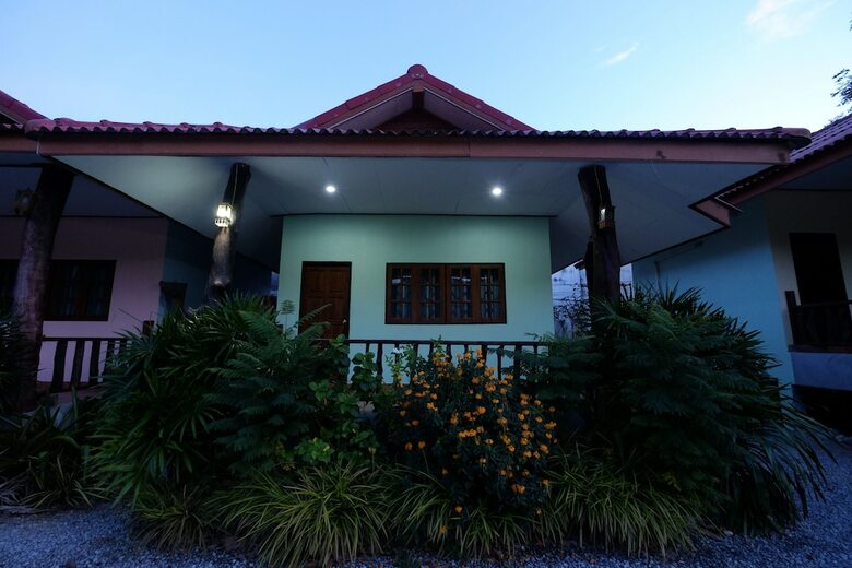 Hotel Pum And Plam Homestay Resort
