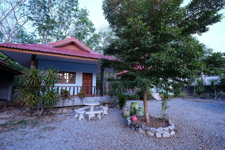 Hotel Pum And Plam Homestay Resort
