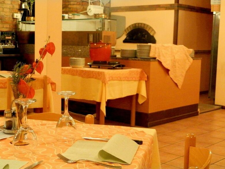 Hostal Ostello Il Gruccione