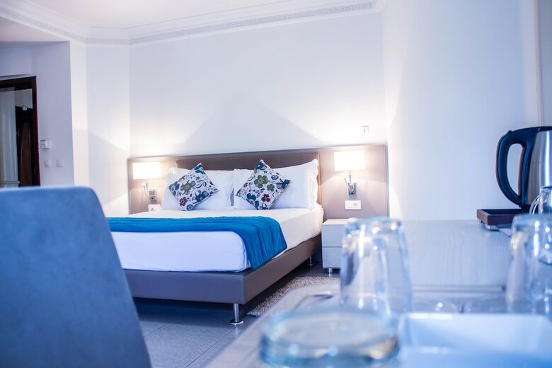 Conciergerie Hotel White House