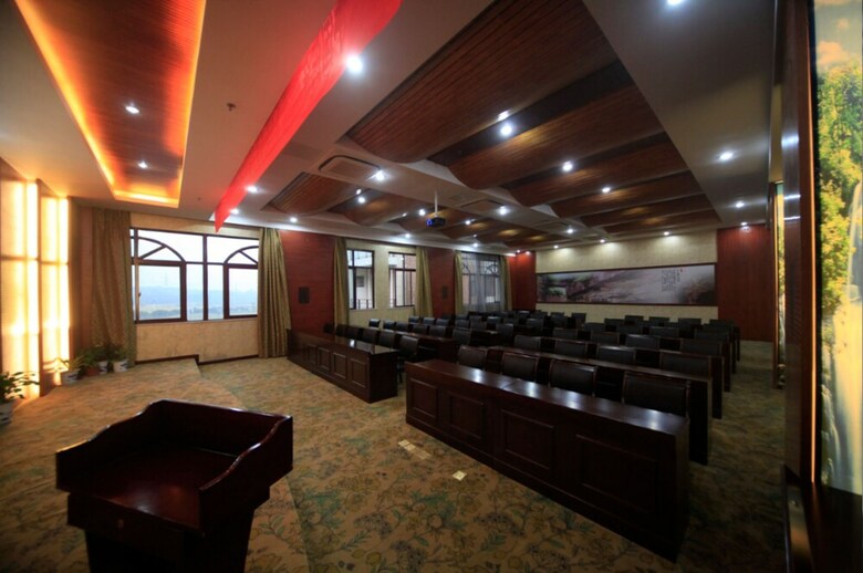 Nanjing John Garden Hotel