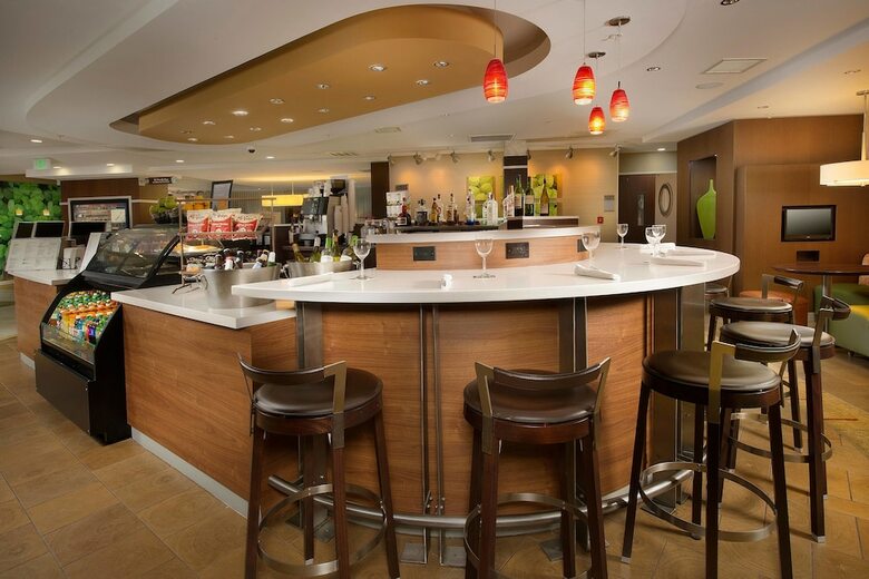 Hotel Courtyard Marriott Waldorf