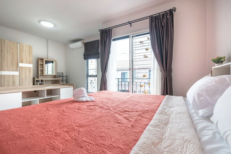 Supirum Cozyhome 3 Bed Near Beach
