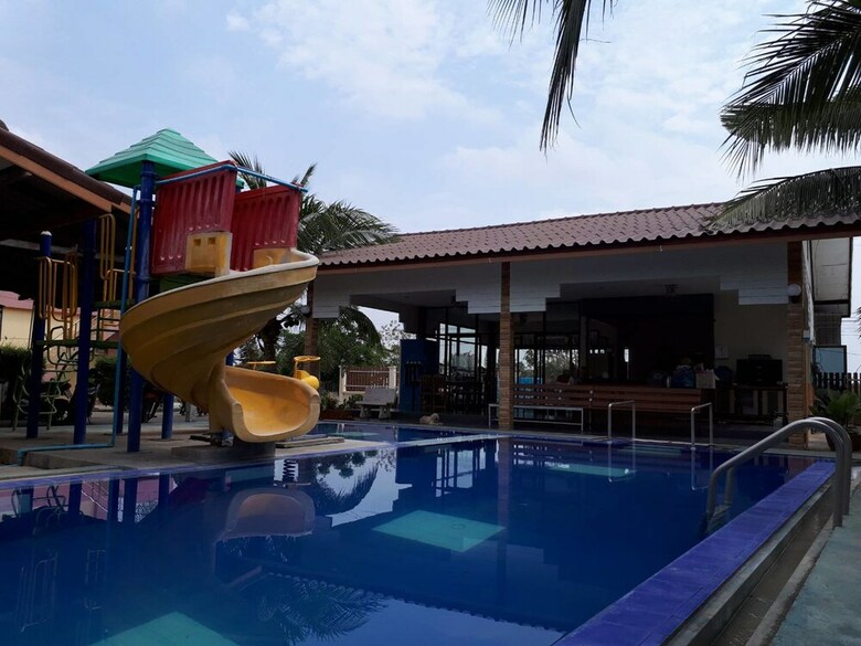 Hotel P & P Resort