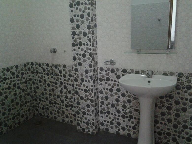 Hotel Orchid Villa  10