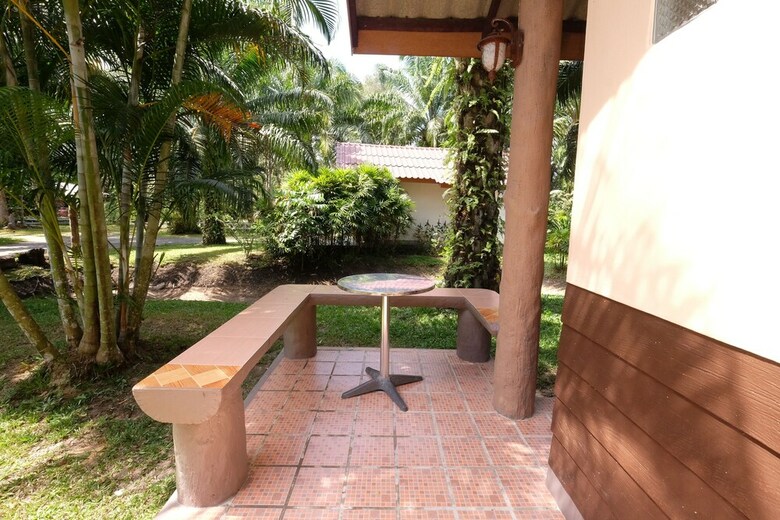 Hotel 057 Resort