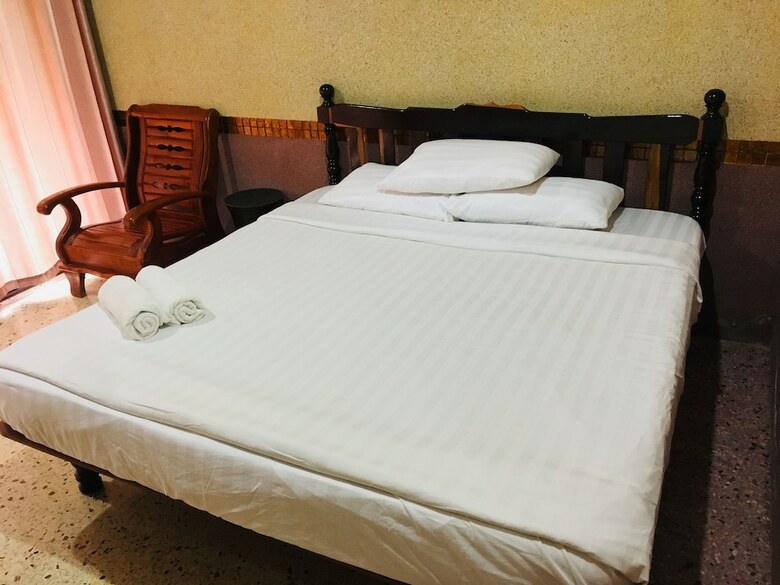 Hotel Teepak Suanmon