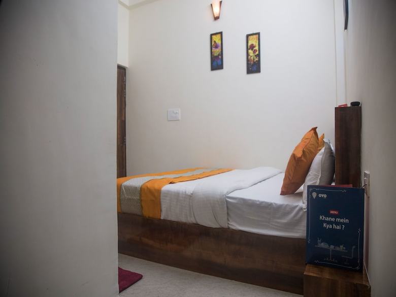 Hotel Oyo 9123 Baghban Residency