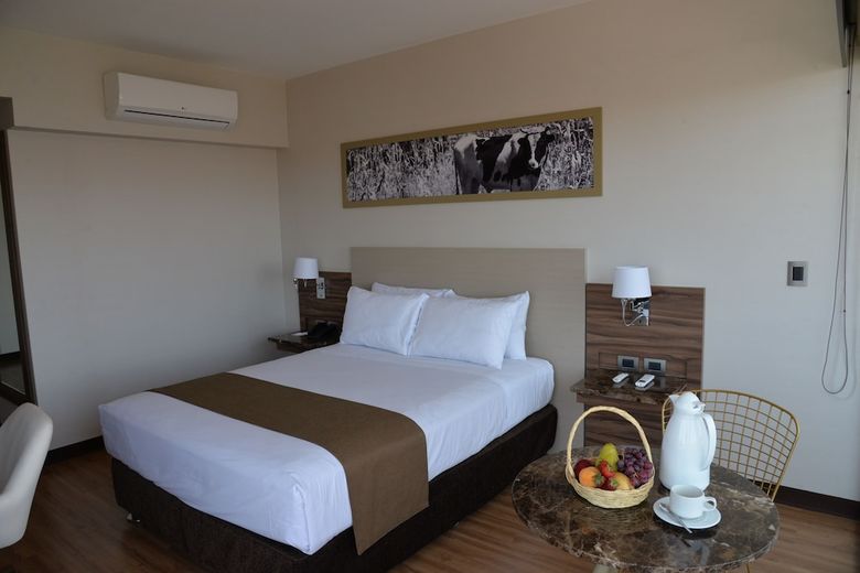 Dm Hoteles Moquegua